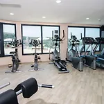 酒店 Grand Wellness & 内乌姆