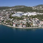 Szálloda Grand Wellness &