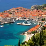 Szálloda Grand Wellness & Neum