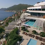 Grand Wellness & 内乌姆