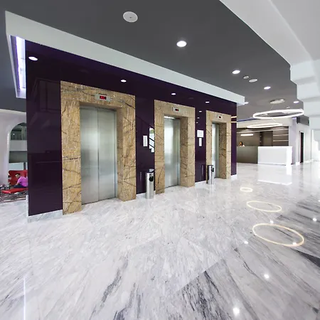 Grand Wellness & 4*