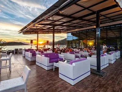 Grand Wellness & 4*
