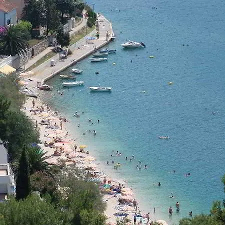 Grand Wellness & 4* Neum