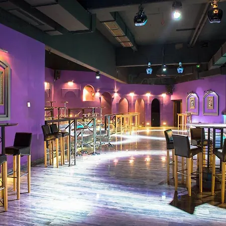 乌姆大酒店 酒店 4*