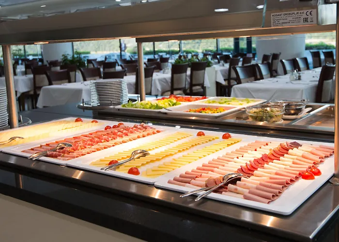 Grand Wellness & 4* Neum