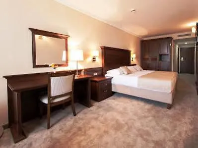 Szálloda Grand Wellness & Neum