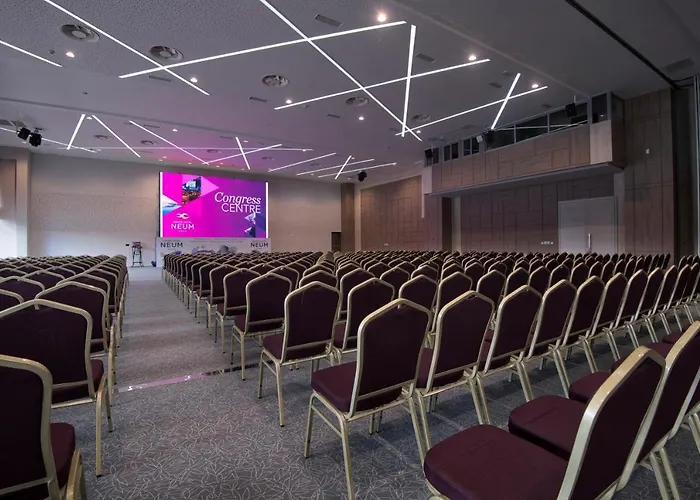 Grand Wellness & Szálloda Neum